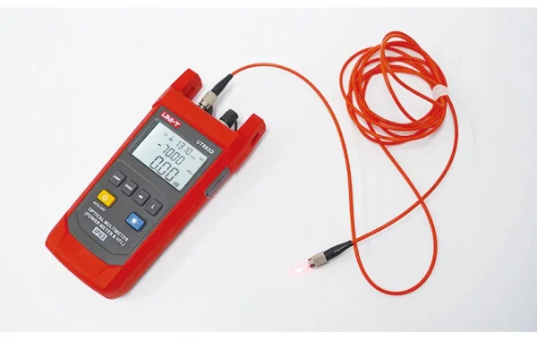 Kit fibre optique UNI-T UT692 / UT693 – Compteur de puissance optique + localisateur de défauts – -70 à -10 dBm / -50 à -26 dBm – Connecteurs FC/SC/ST – Image 21